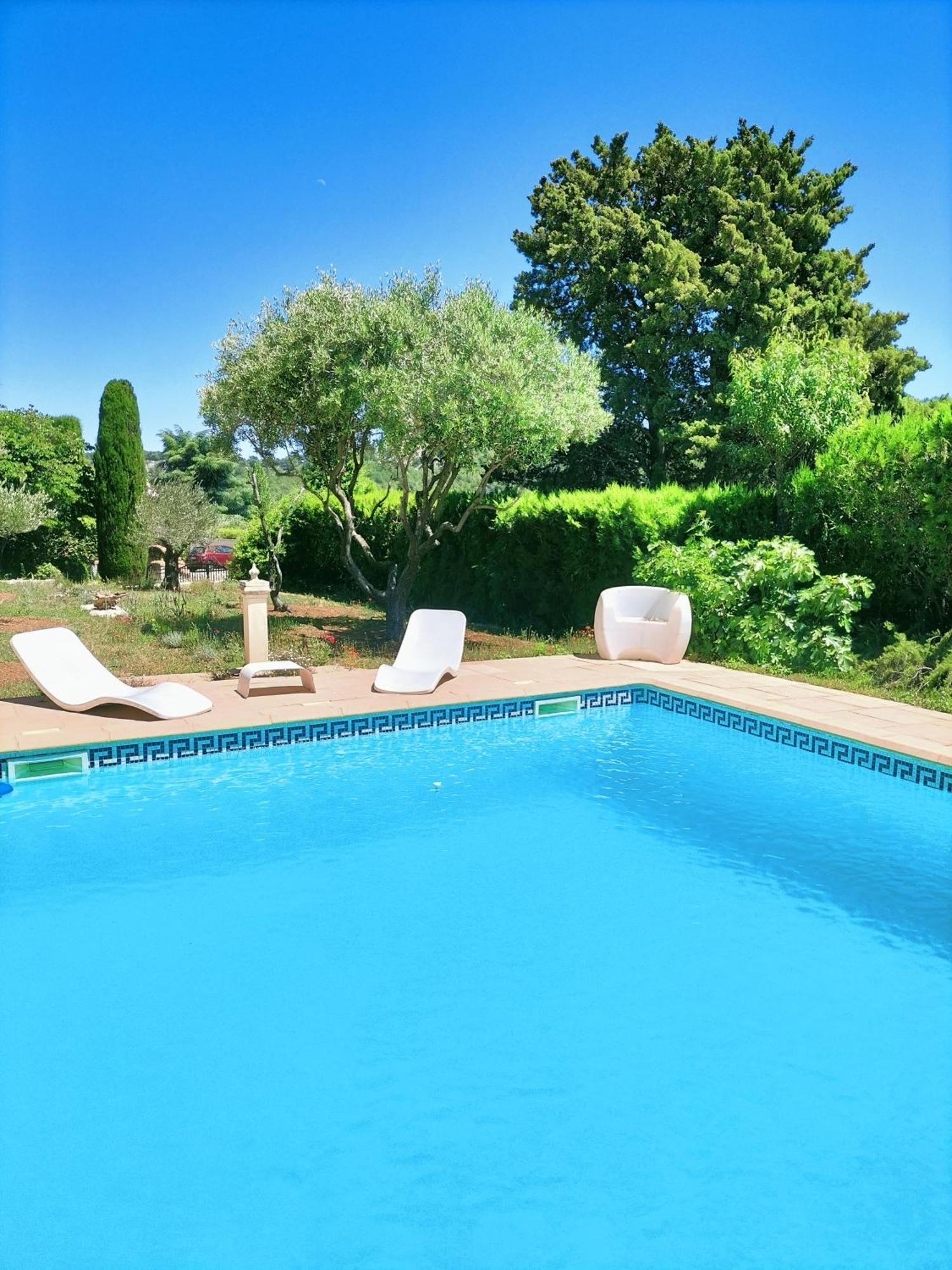 Vacances Carnoux-en-Provence Bagian luar foto